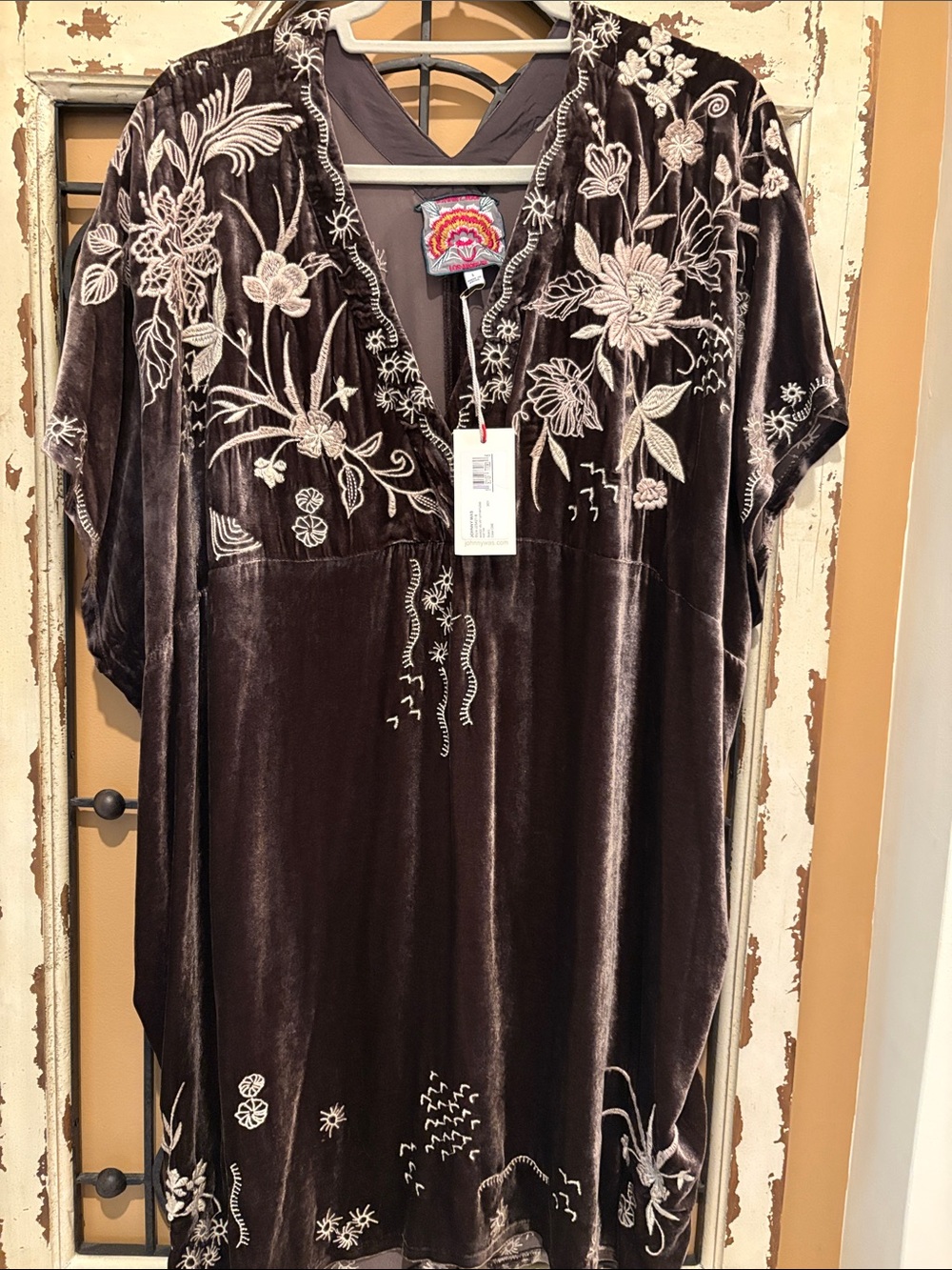 Johnny Was Maree Chocolate Brown Velvet Dress Kaftanwith Cream Floral Embroidery